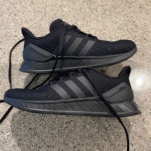 Adidas athletic shoes all black